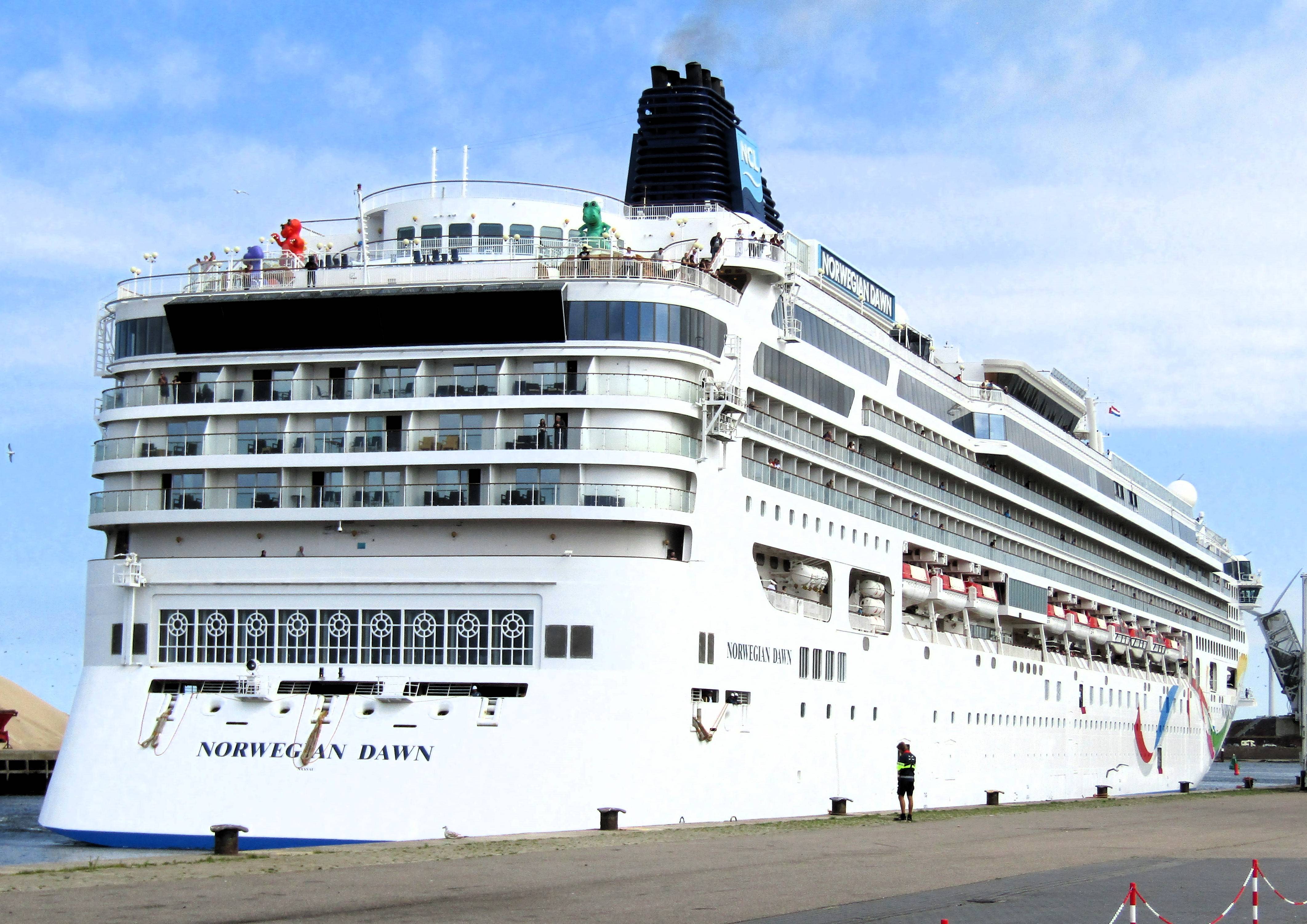 NORWEGIAN DAWN 